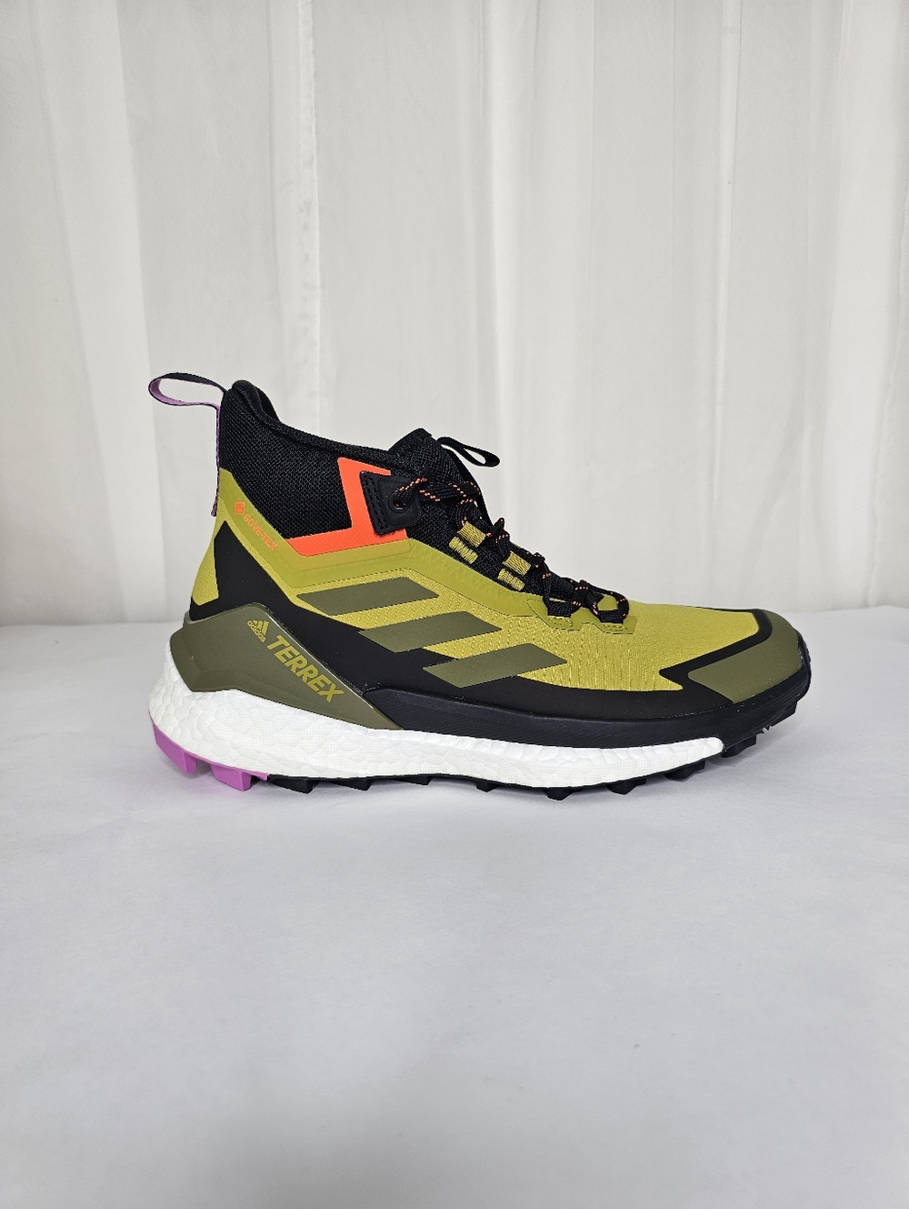 adidasTerrex Free Hiker 2 GTX GORE-TEX Pulse Olive Green Men's 8 NEW